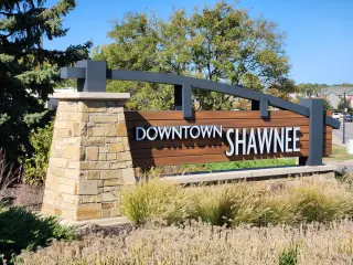 Shawnee, KS - Concrete Services